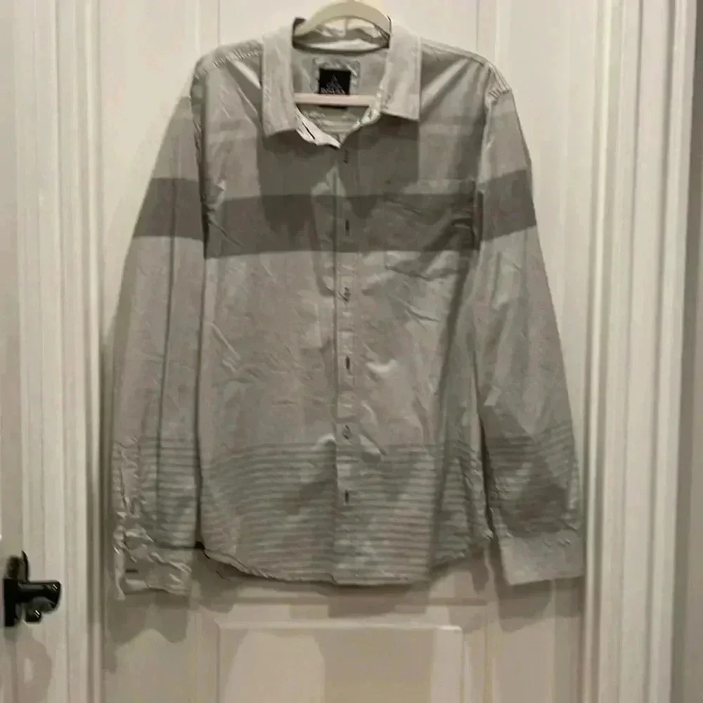 PRANA GRAY STRIPPED LONG SLEEVE SHIRT LARGE NEW CONDITION